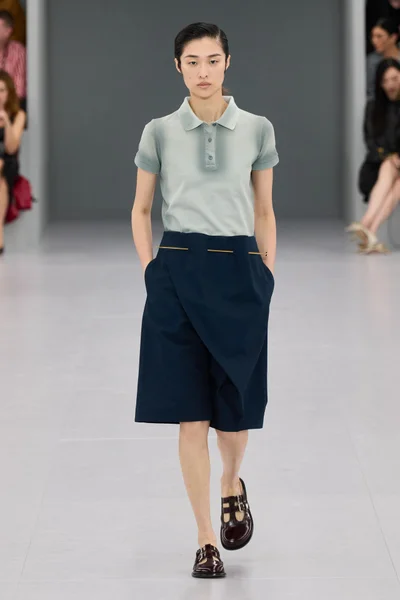 Look 27